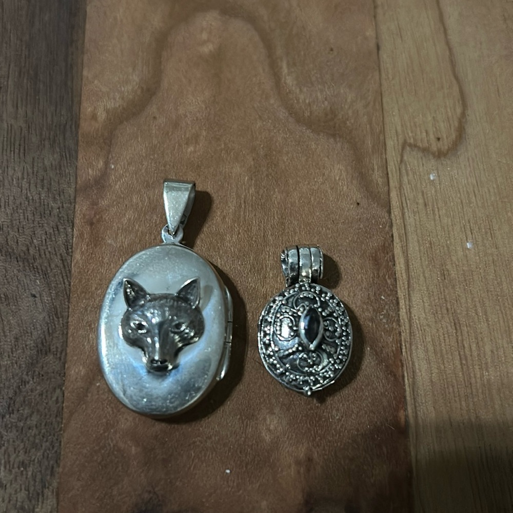 2 Sterling Silver Pendants. Excellent condition.